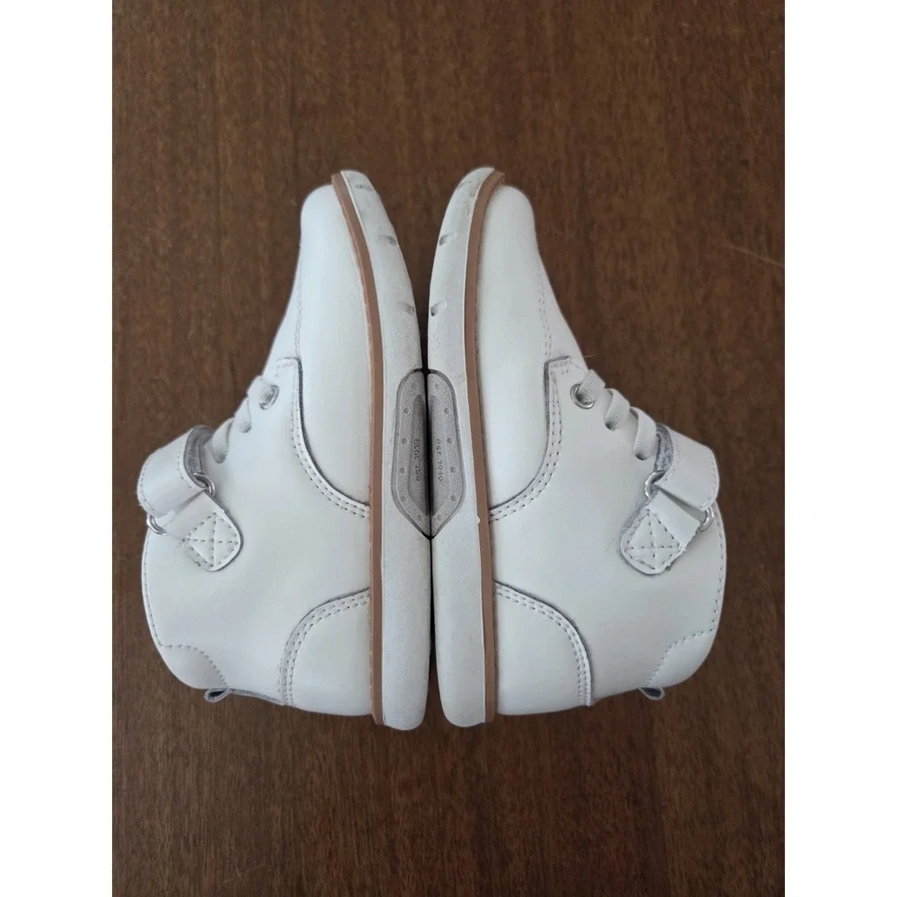 Stride Rite Srt Quinn Boys 8w Sneaker Booties White Learning To Walk Easter